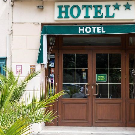 Hotel De La Gare Доль-де-Бретань Экстерьер фото